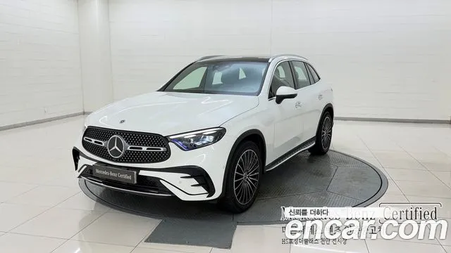 Mercedes-Benz GLC-Class 2025