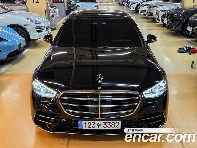 Mercedes-Benz S-Class 2022