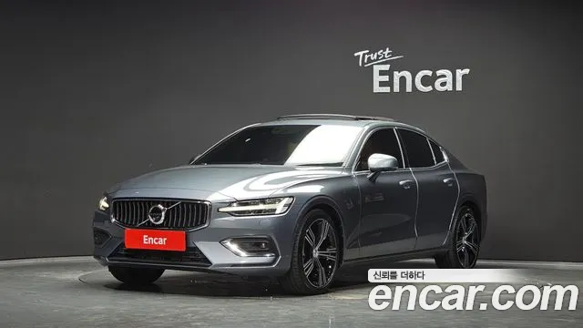 Volvo S60 2021