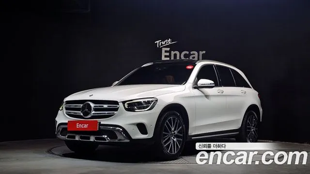Mercedes-Benz GLC-Class 2021