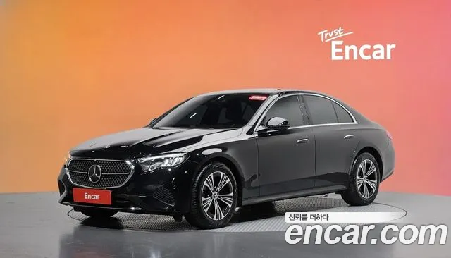 Mercedes-Benz E-Class 2025