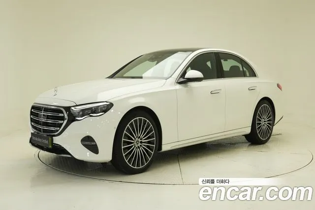 Mercedes-Benz E-Class 2025