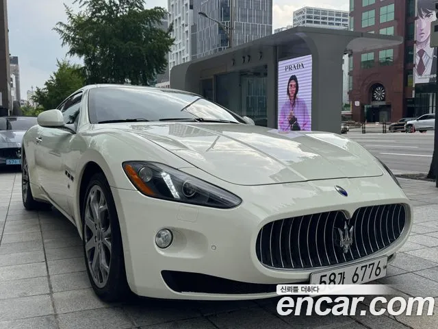 Maserati GranTurismo 2013
