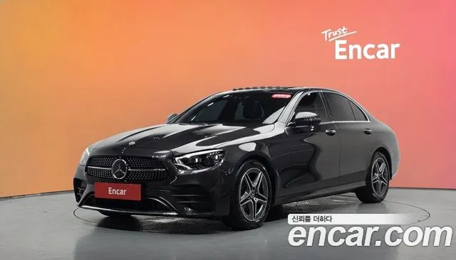 Mercedes-Benz E-Class 2023