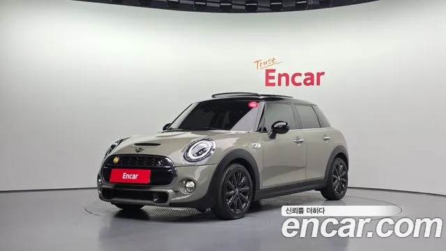 MINI Cooper 2019