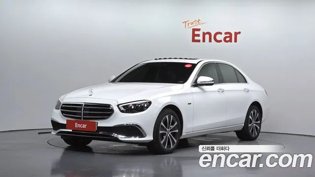 Mercedes-Benz E-Class 2021