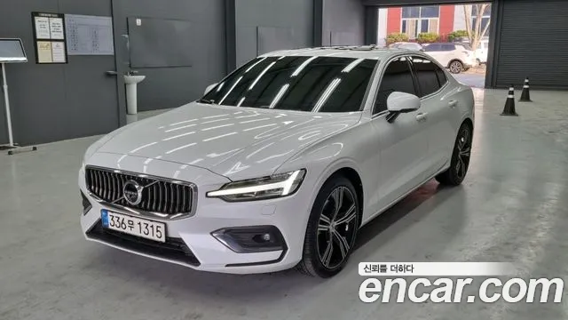 Volvo S60 2021