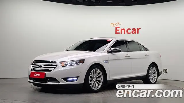 Ford Taurus 2015