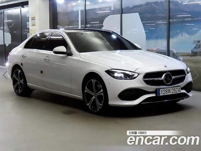 Mercedes-Benz C-Class 2023