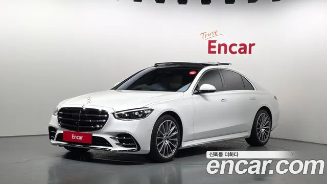 Mercedes-Benz S-Class 2025