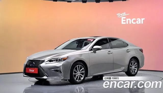 Lexus ES 2016