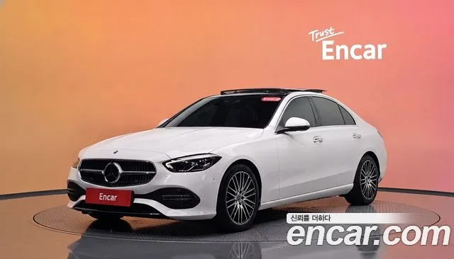 Mercedes-Benz C-Class 2024