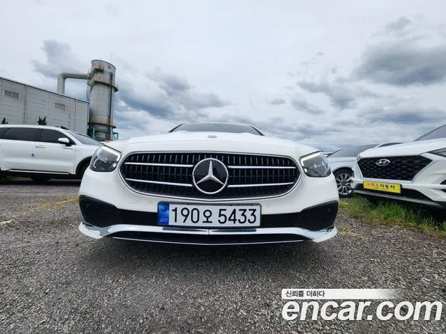 Mercedes-Benz E-Class 2021