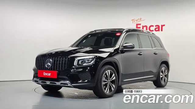 Mercedes-Benz GLB-Class 2021