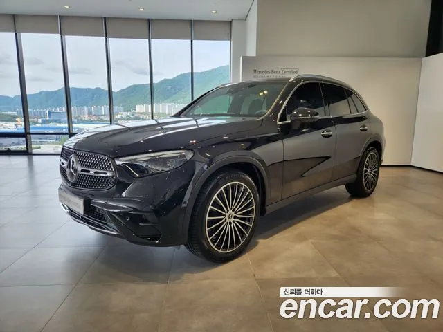 Mercedes-Benz GLC-Class 2026