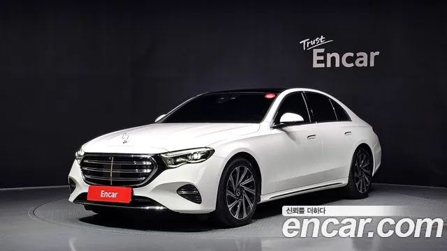 Mercedes-Benz E-Class 2024