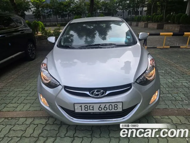 Hyundai Avante 2012
