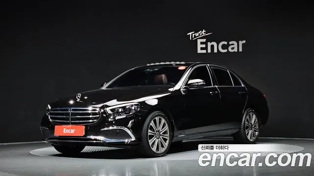 Mercedes-Benz E-Class 2023