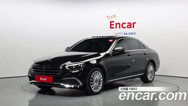 Mercedes-Benz E-Class 2023