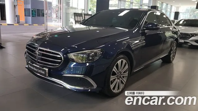 Mercedes-Benz E-Class 2022