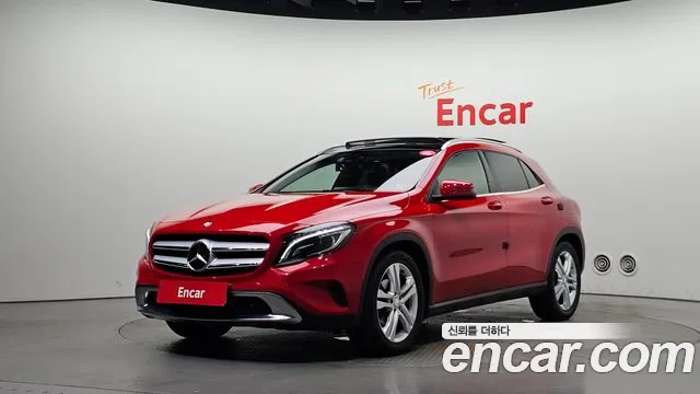 Mercedes-Benz GLA-Class 2016