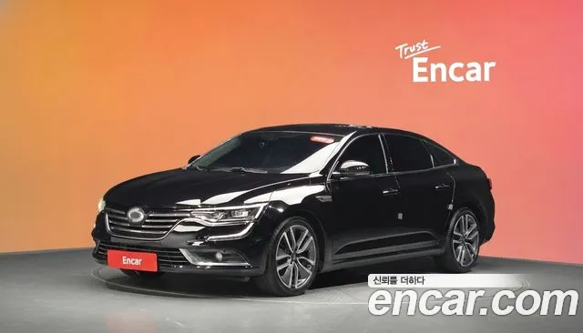 Renault SM6 2016