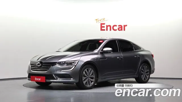 Renault SM6 2016
