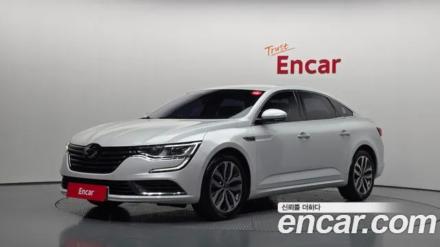 Renault SM6 2016
