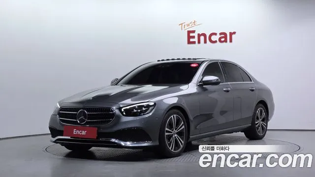 Mercedes-Benz E-Class 2021