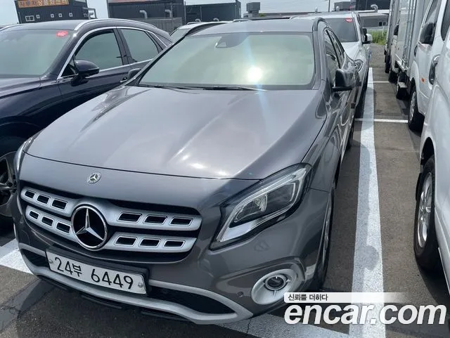Mercedes-Benz GLA-Class 2018
