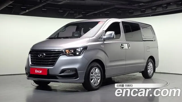 Hyundai Starex 2018