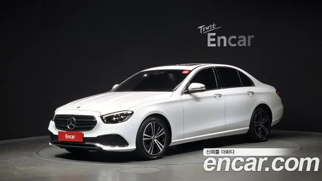 Mercedes-Benz E-Class 2021