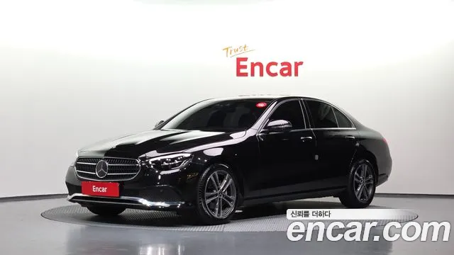 Mercedes-Benz E-Class 2023