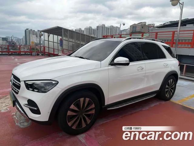 Mercedes-Benz GLE-Class 2025