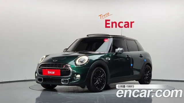 MINI Cooper 2015