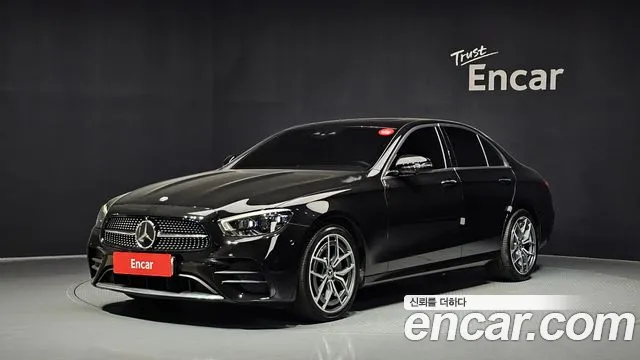 Mercedes-Benz E-Class 2022