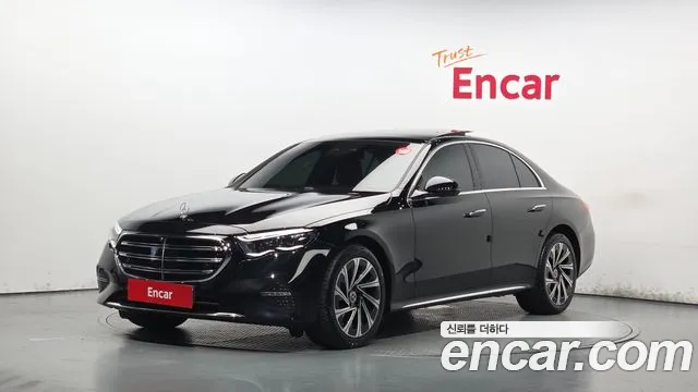 Mercedes-Benz E-Class 2025