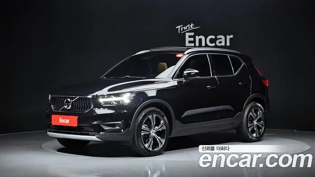 Volvo XC40 2022