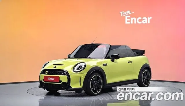 MINI Cooper Convertible 2021