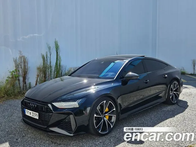 Audi RS7 2021