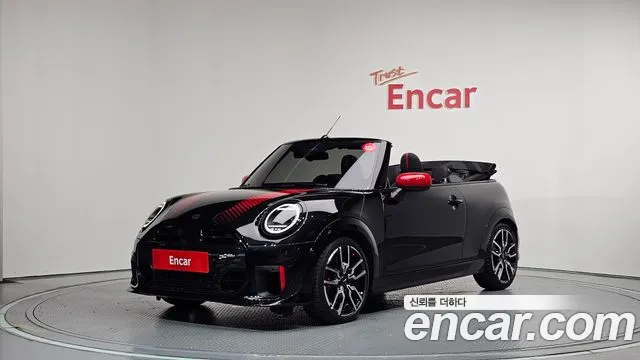 MINI Cooper Convertible 2025
