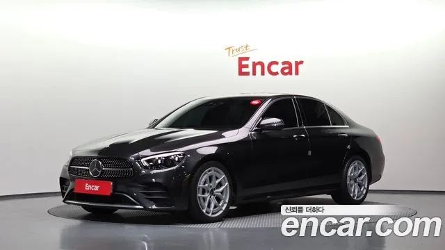Mercedes-Benz E-Class 2021
