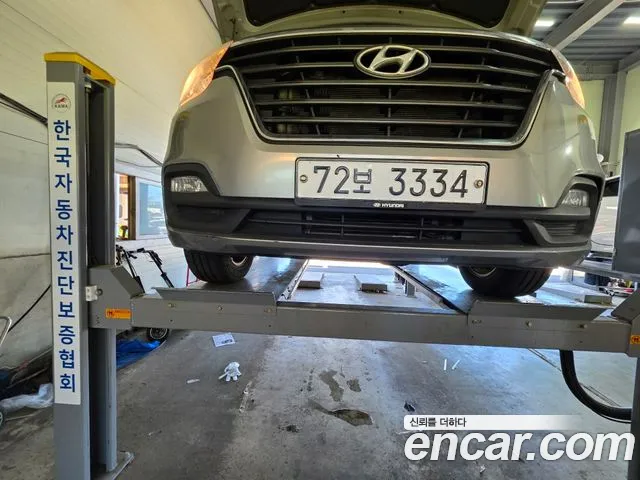 Hyundai Starex 2018