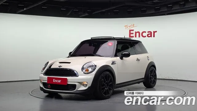 MINI Cooper 2011