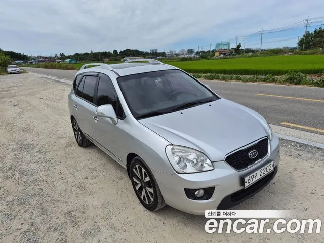 Kia Carens 2011