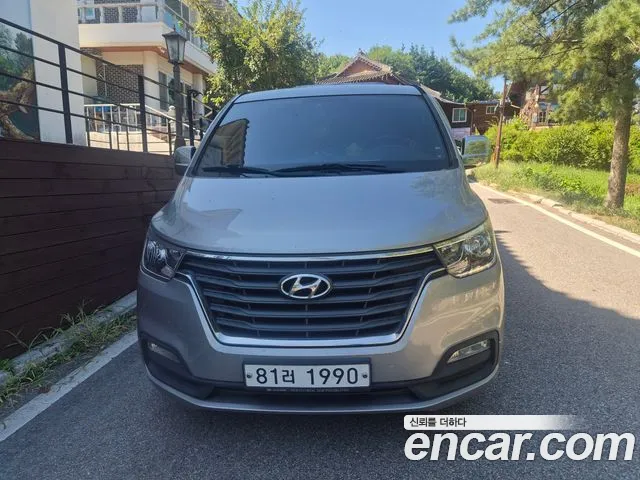 Hyundai Starex 2019