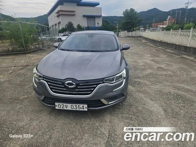 Renault SM6 2016