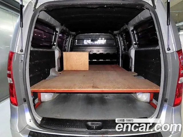 Hyundai Starex 2016