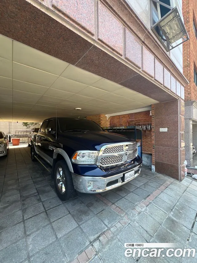 Dodge Ram Pick Up 2014