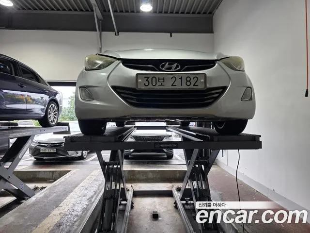 Hyundai Avante 2010